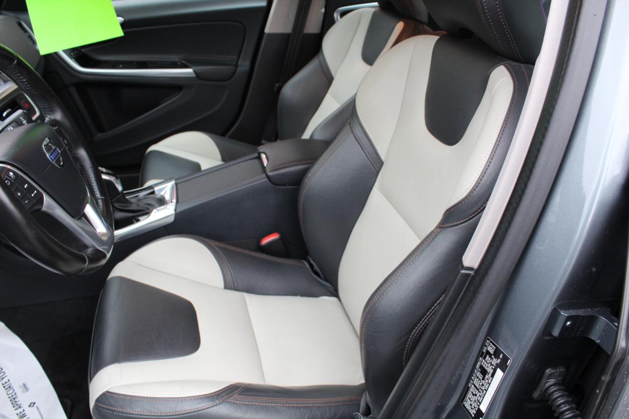 Volvo S60 Cross Country 4dr Sdn T5 Platinum 2016