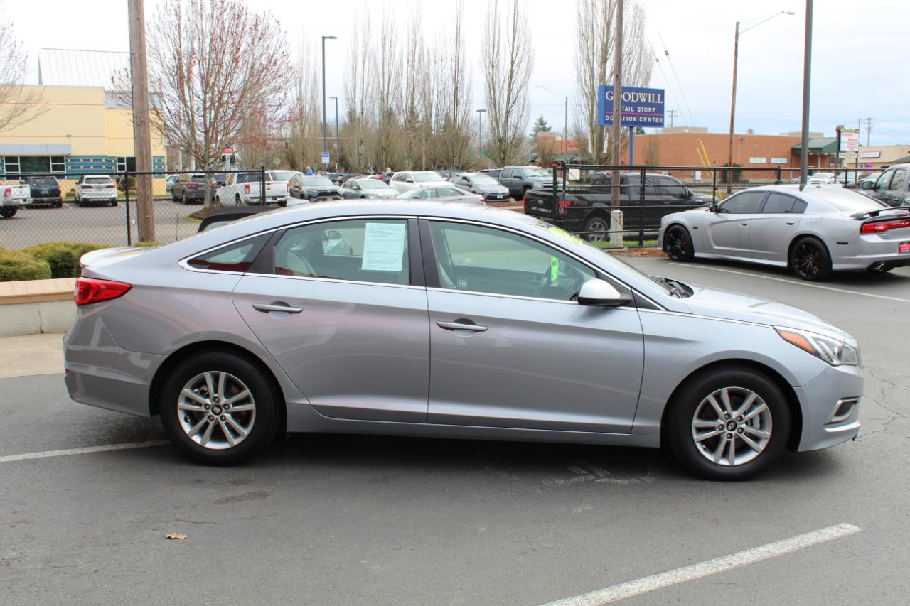 Hyundai Sonata 4dr Sdn 2.4L SE PZEV 2016