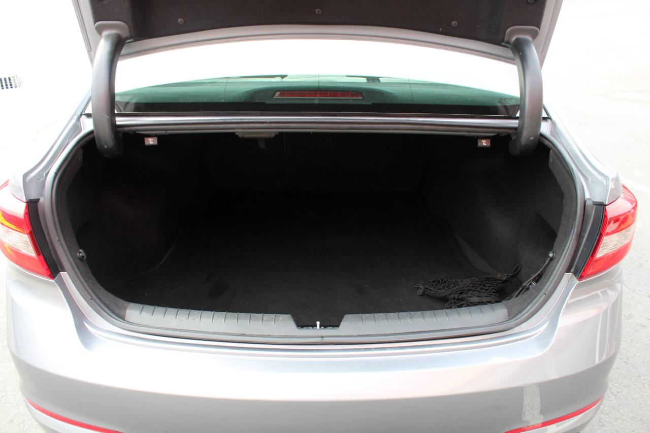 Hyundai Sonata 4dr Sdn 2.4L SE PZEV 2016