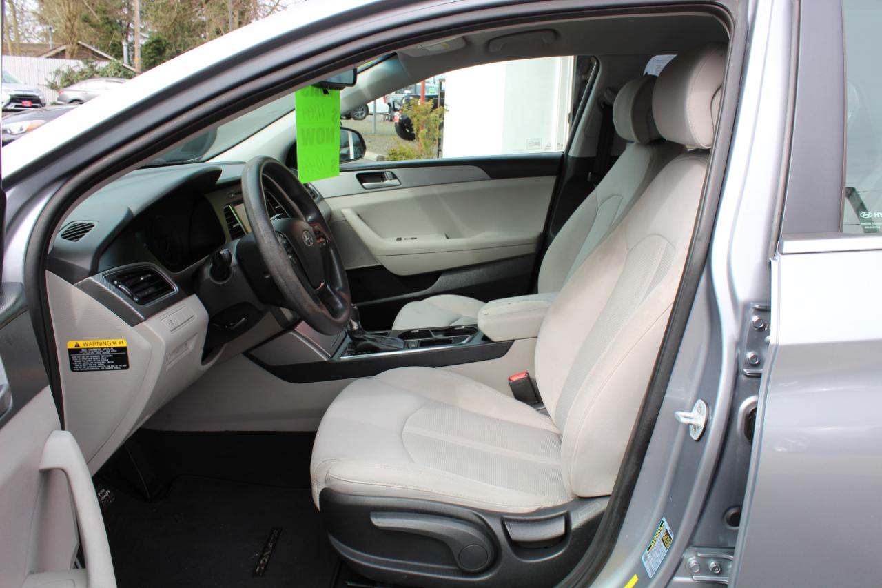 Hyundai Sonata 4dr Sdn 2.4L SE PZEV 2016