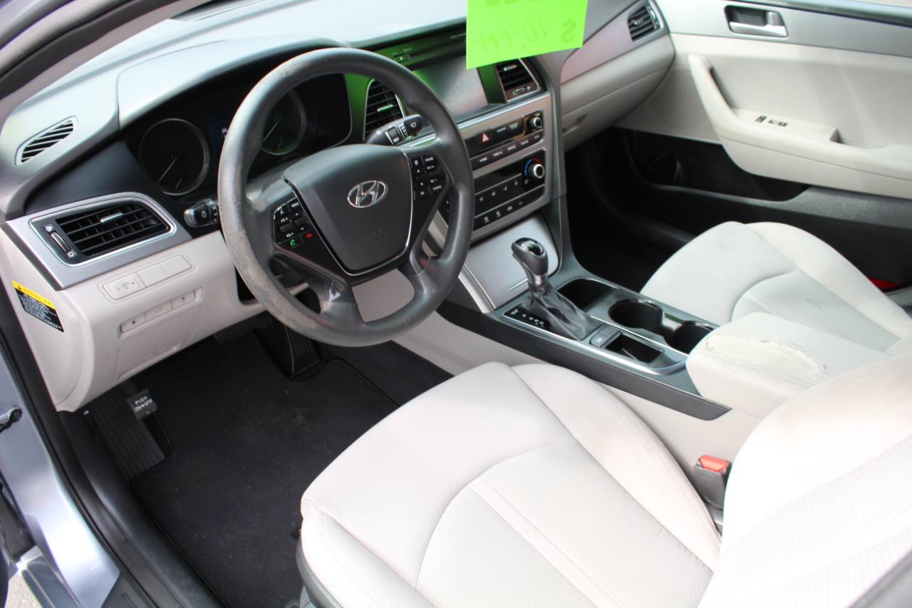 Hyundai Sonata 4dr Sdn 2.4L SE PZEV 2016