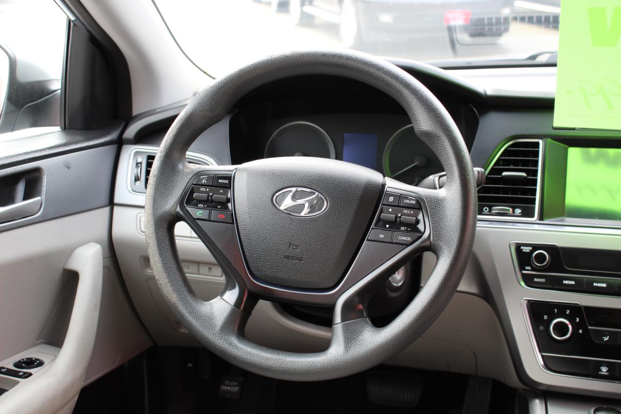 Hyundai Sonata 4dr Sdn 2.4L SE PZEV 2016