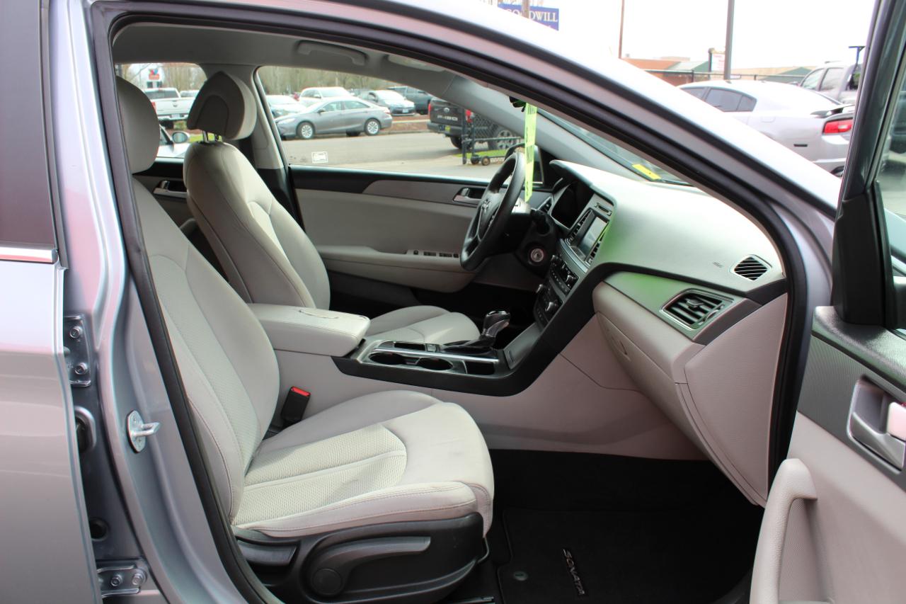 Hyundai Sonata 4dr Sdn 2.4L SE PZEV 2016