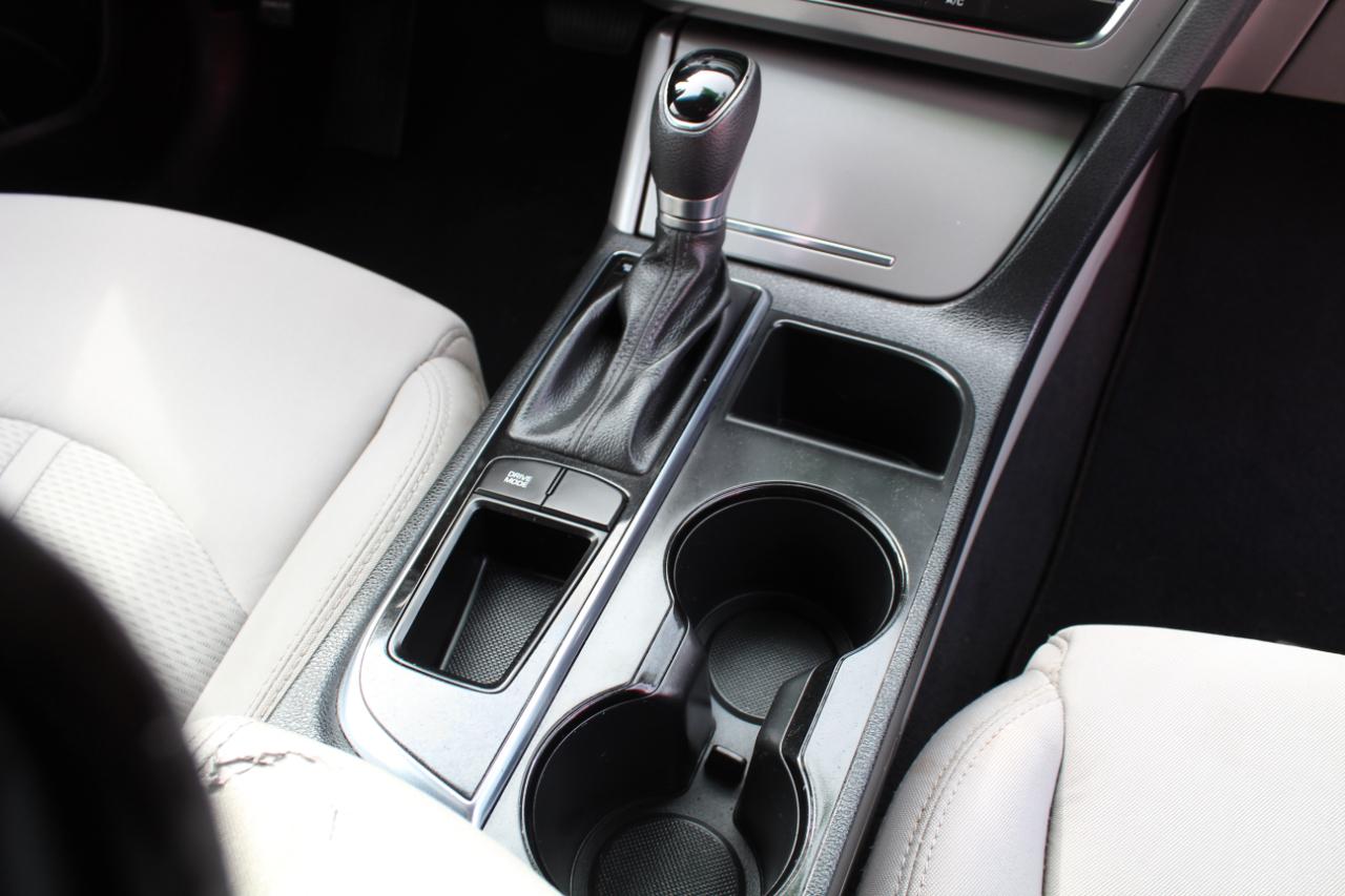 Hyundai Sonata 4dr Sdn 2.4L SE PZEV 2016