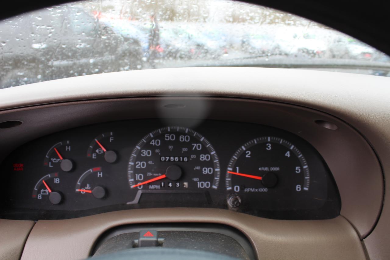 Ford F-150 Supercab 139" 1997