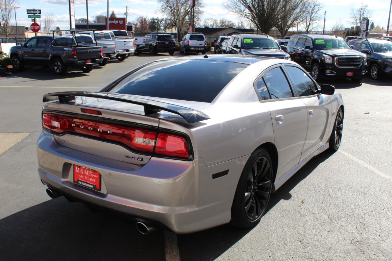 Dodge Charger 4dr Sdn SRT8 RWD 2013