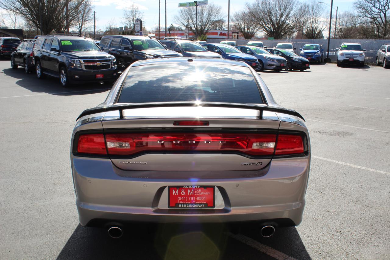 Dodge Charger 4dr Sdn SRT8 RWD 2013