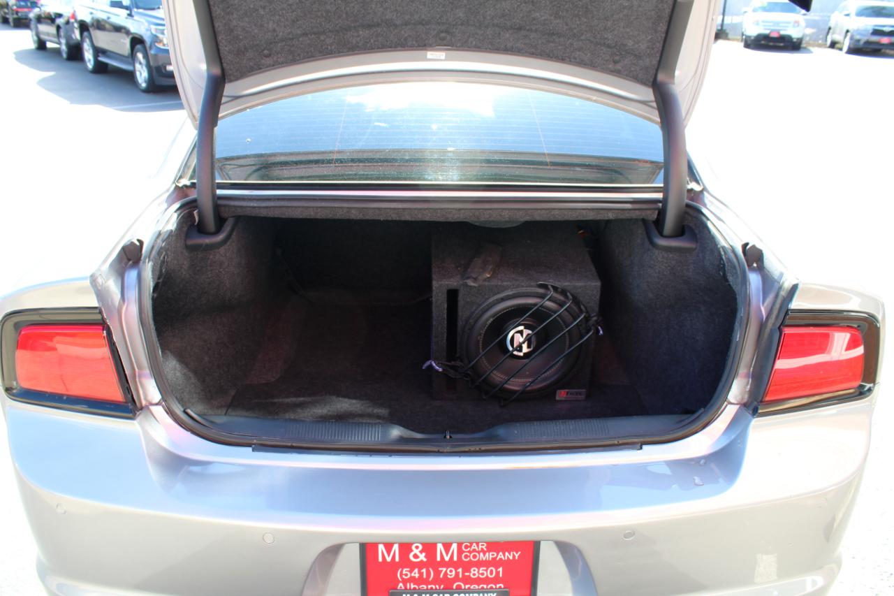 Dodge Charger 4dr Sdn SRT8 RWD 2013