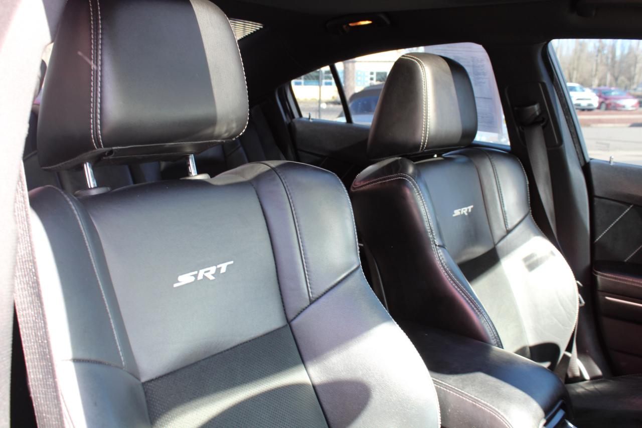 Dodge Charger 4dr Sdn SRT8 RWD 2013