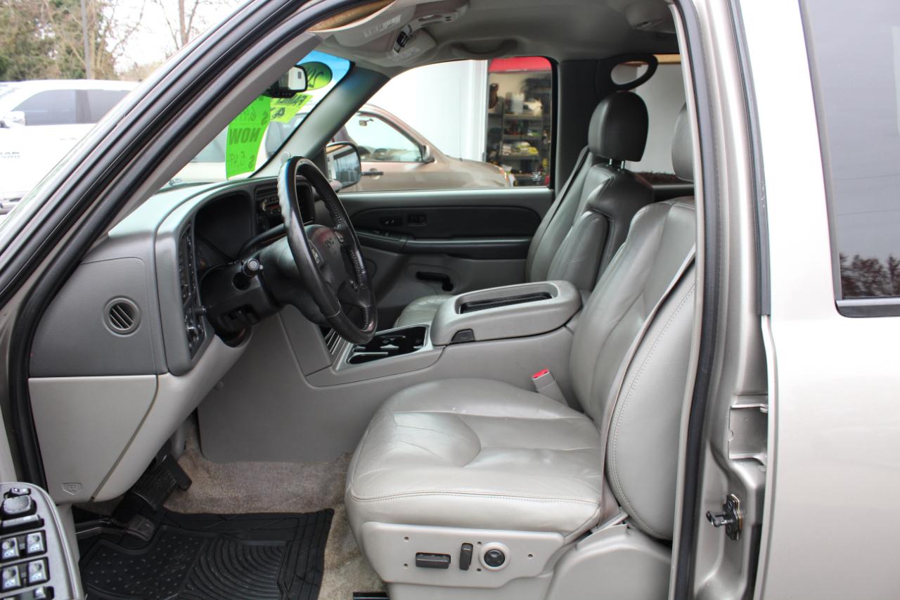 GMC Yukon 4dr 1500 4WD SLT 2003