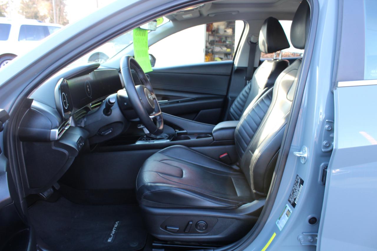 Hyundai Elantra Limited IVT 2022