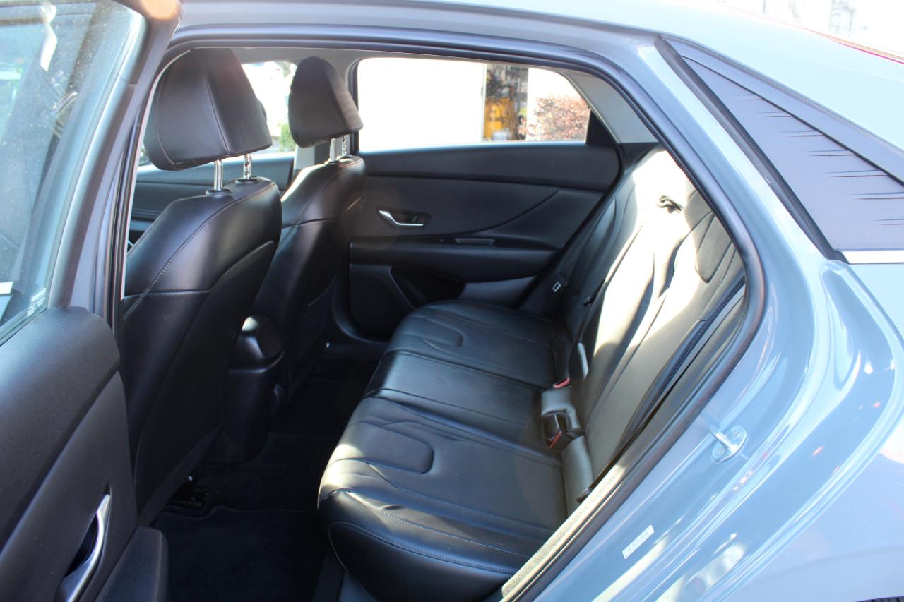 Hyundai Elantra Limited IVT 2022