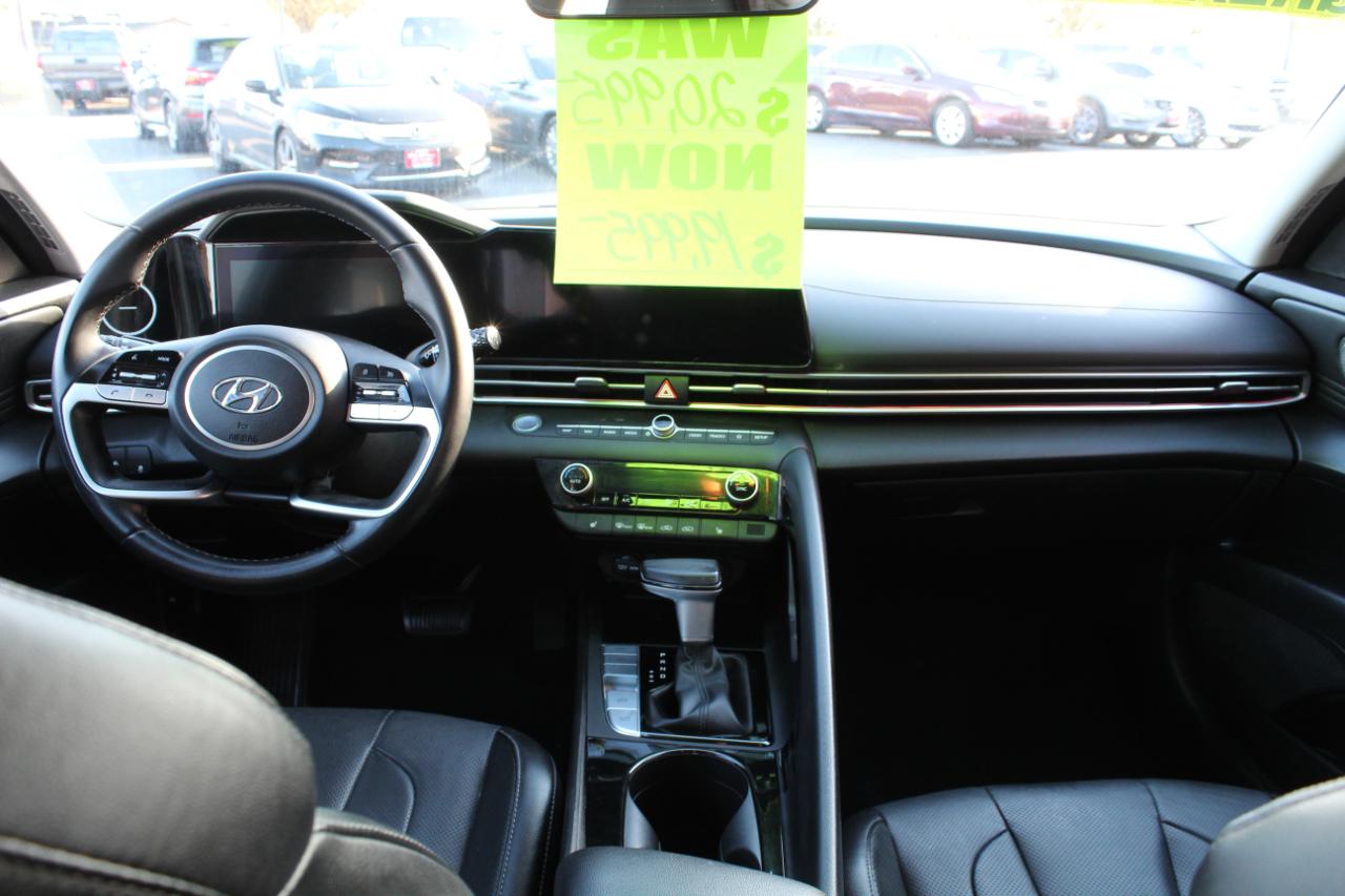 Hyundai Elantra Limited IVT 2022