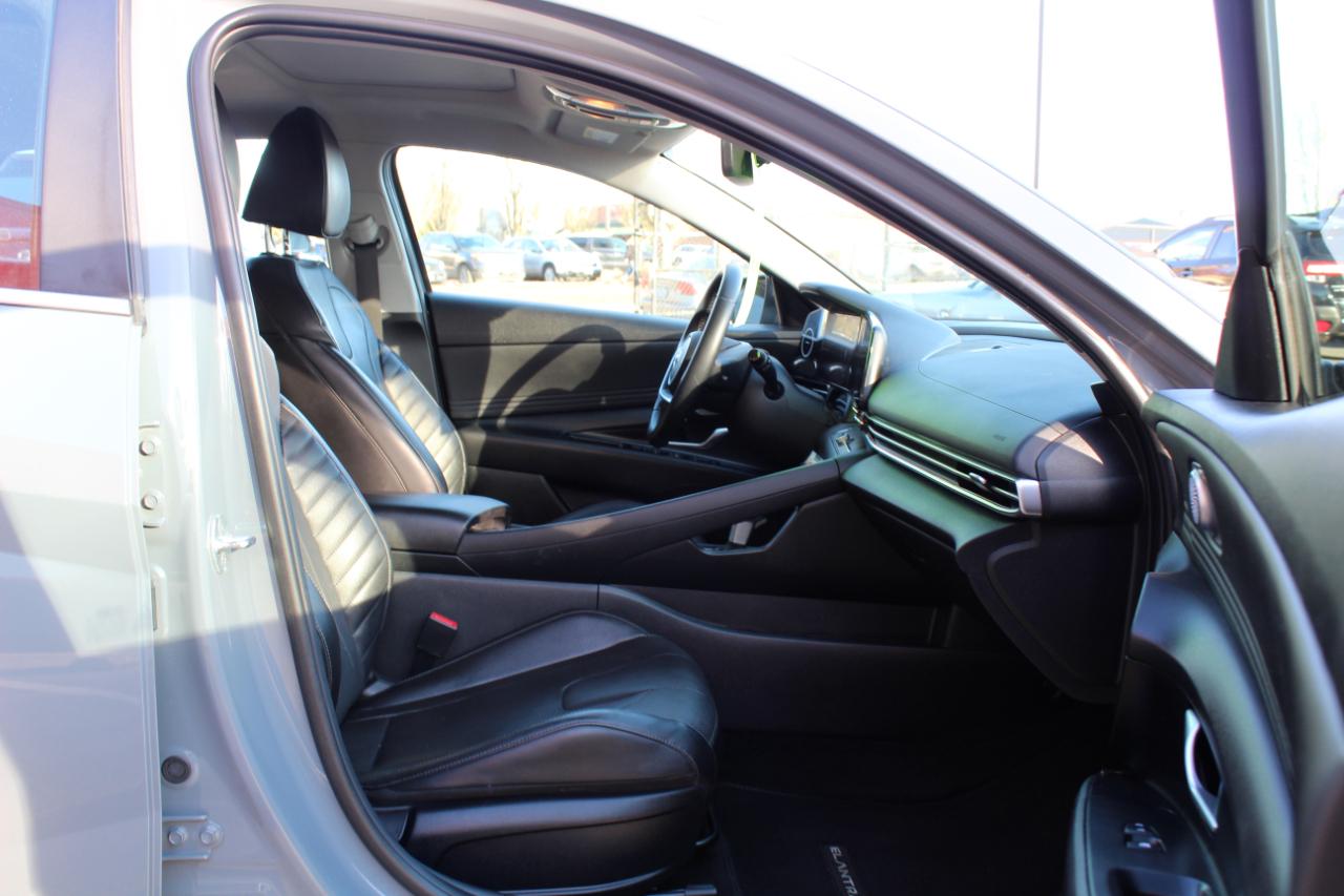 Hyundai Elantra Limited IVT 2022