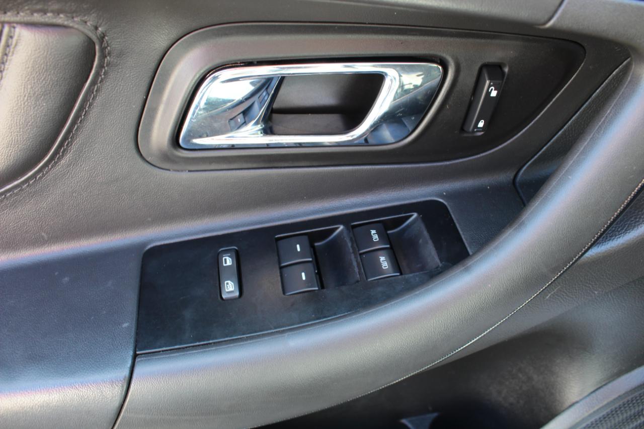 Ford Taurus 4dr Sdn SHO AWD 2011