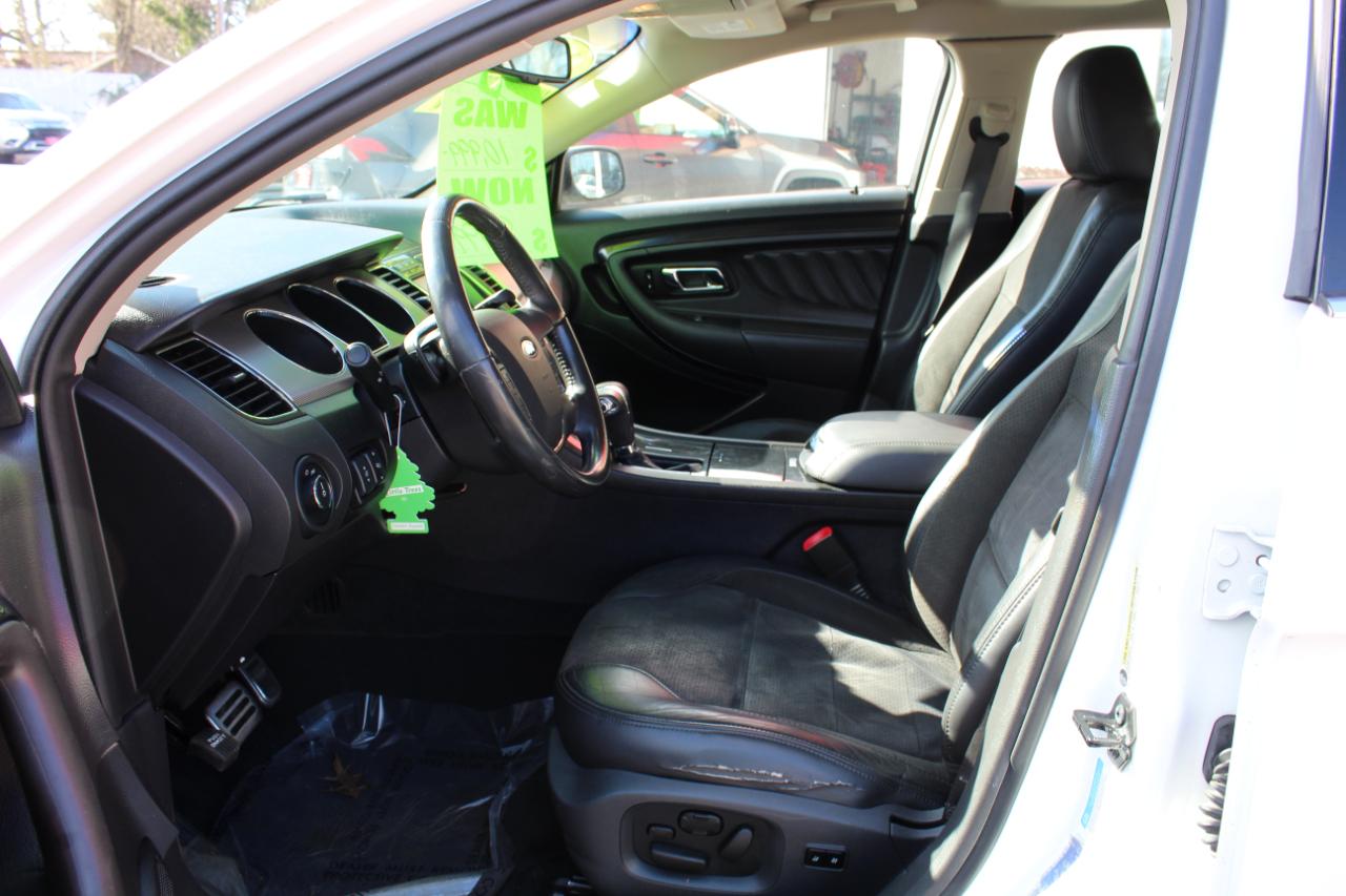 Ford Taurus 4dr Sdn SHO AWD 2011