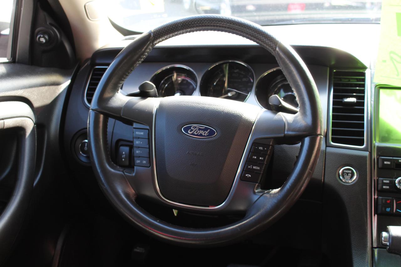 Ford Taurus 4dr Sdn SHO AWD 2011