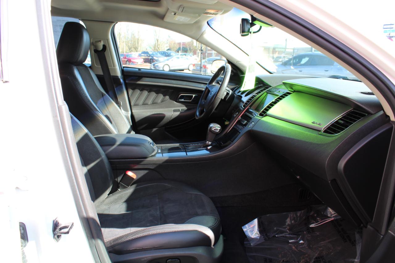 Ford Taurus 4dr Sdn SHO AWD 2011