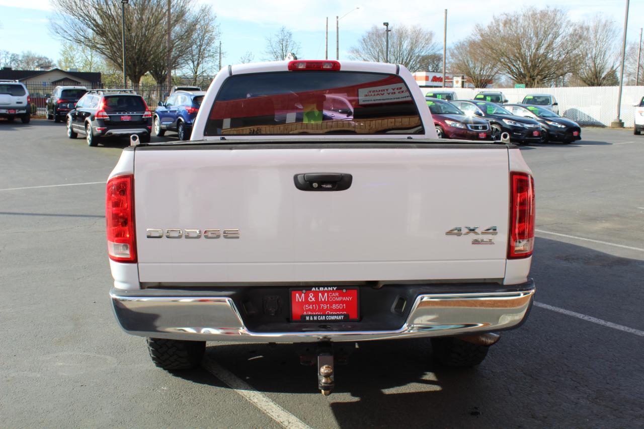 Dodge Ram 1500 4dr Quad Cab 140.5" WB 4WD SLT 2004