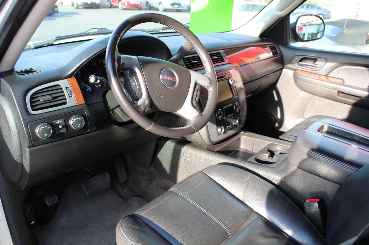 GMC Yukon XL 4WD 4dr 1500 SLT w/4SB 2008