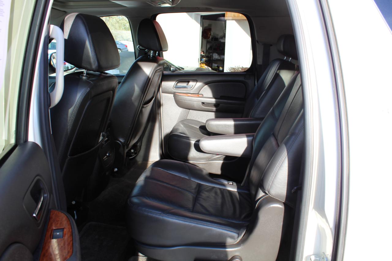 GMC Yukon XL 4WD 4dr 1500 SLT w/4SB 2008