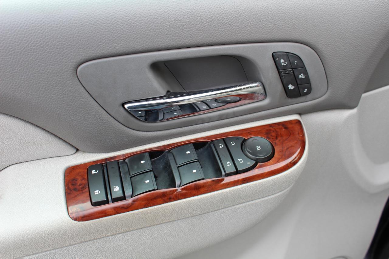 GMC Sierra 1500 2WD Crew Cab 143.5" SLT 2011