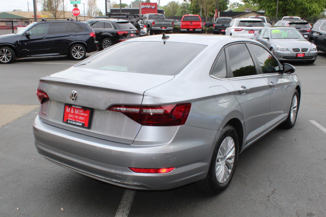 Volkswagen Jetta R-Line Manual w/SULEV 2020