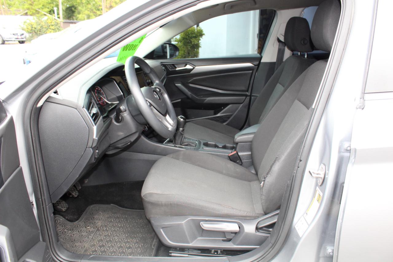 Volkswagen Jetta R-Line Manual w/SULEV 2020