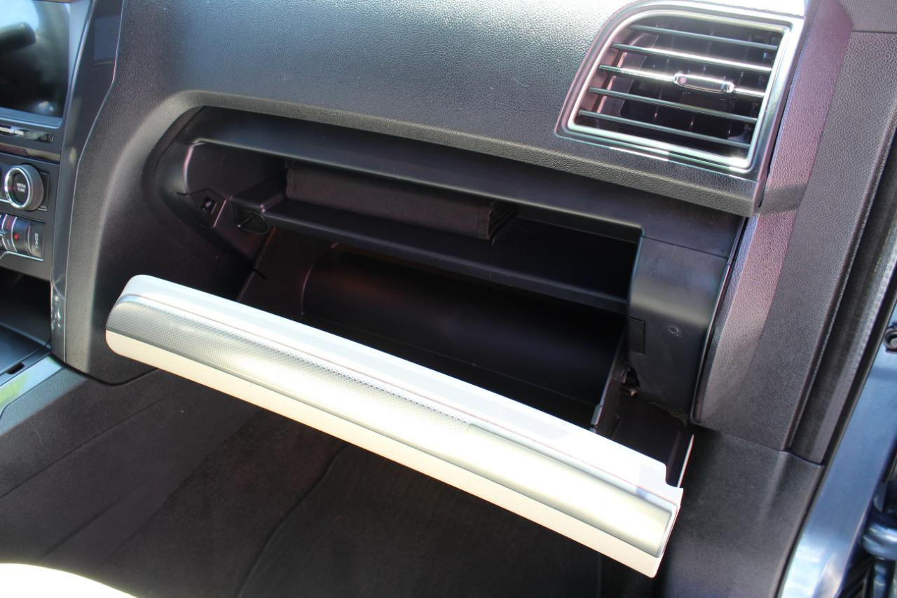 Ford Explorer XLT 4WD 2018