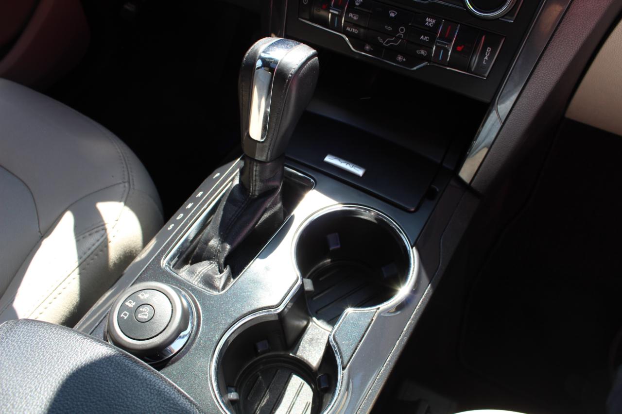 Ford Explorer XLT 4WD 2018