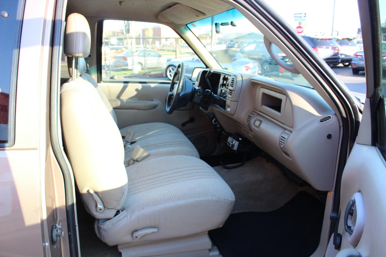 Chevrolet C/K 2500 HD Ext Cab 155.5" WB C6P 1997