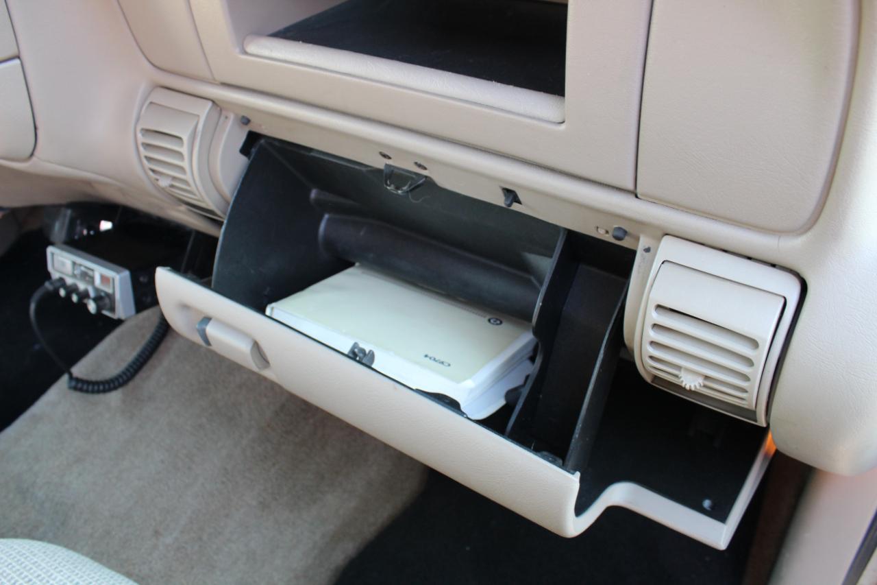 Chevrolet C/K 2500 HD Ext Cab 155.5" WB C6P 1997