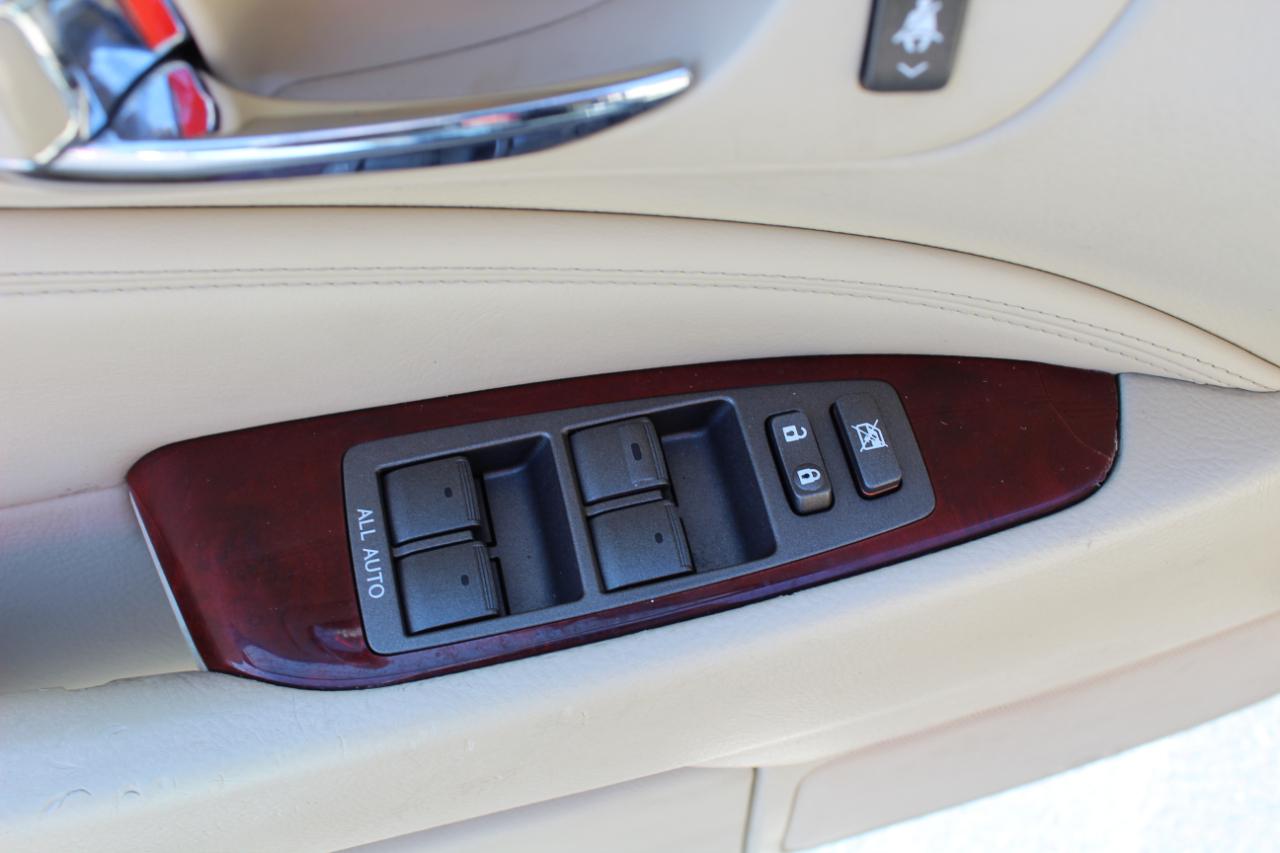 Lexus LS 460 4dr Sdn AWD 2010