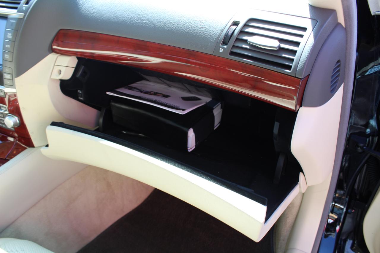 Lexus LS 460 4dr Sdn AWD 2010