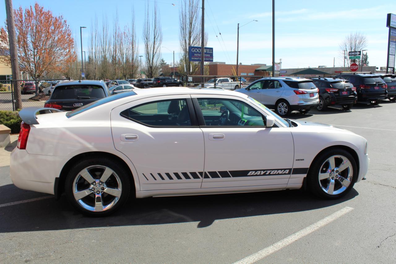 Dodge Charger 4dr Sdn R/T RWD 2009