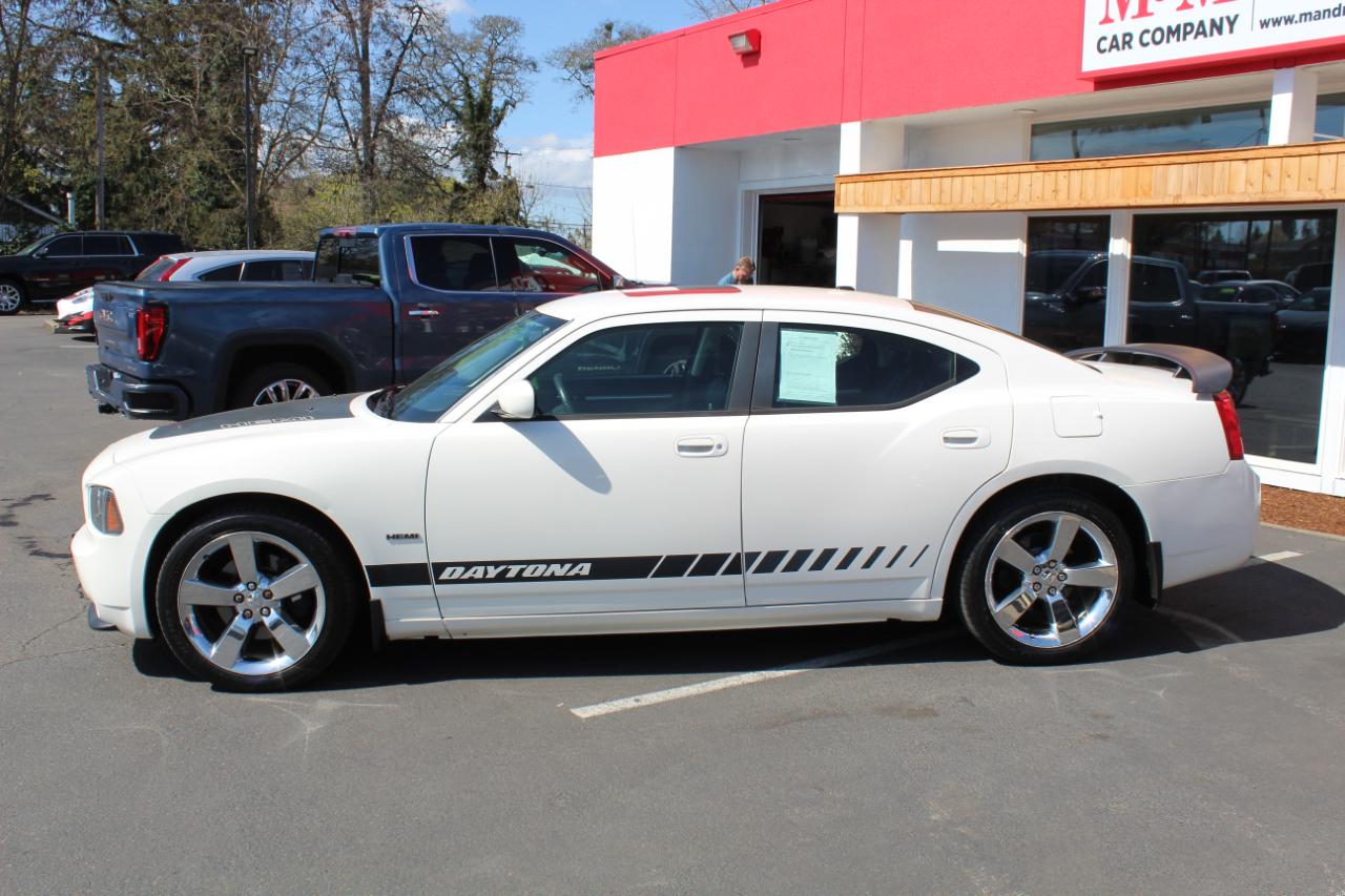 Dodge Charger 4dr Sdn R/T RWD 2009