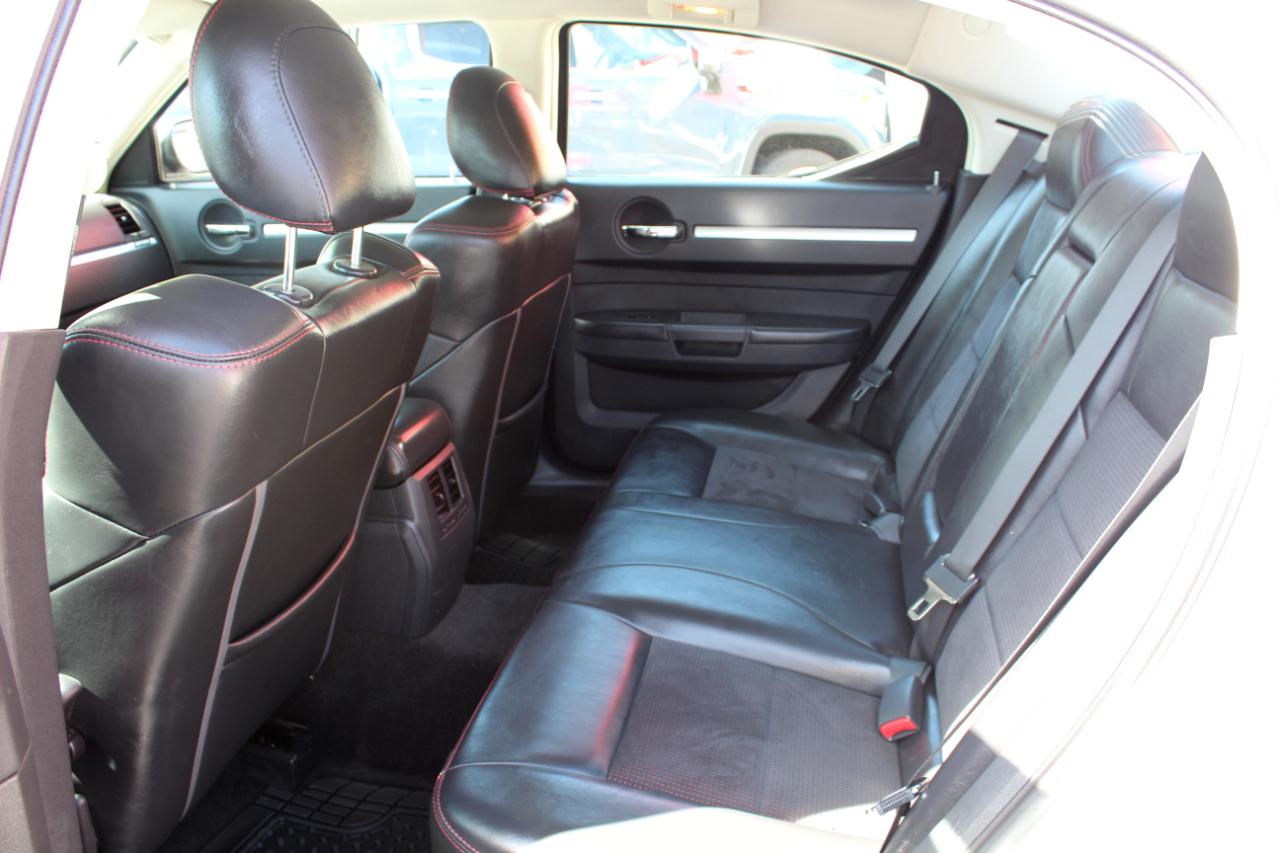 Dodge Charger 4dr Sdn R/T RWD 2009