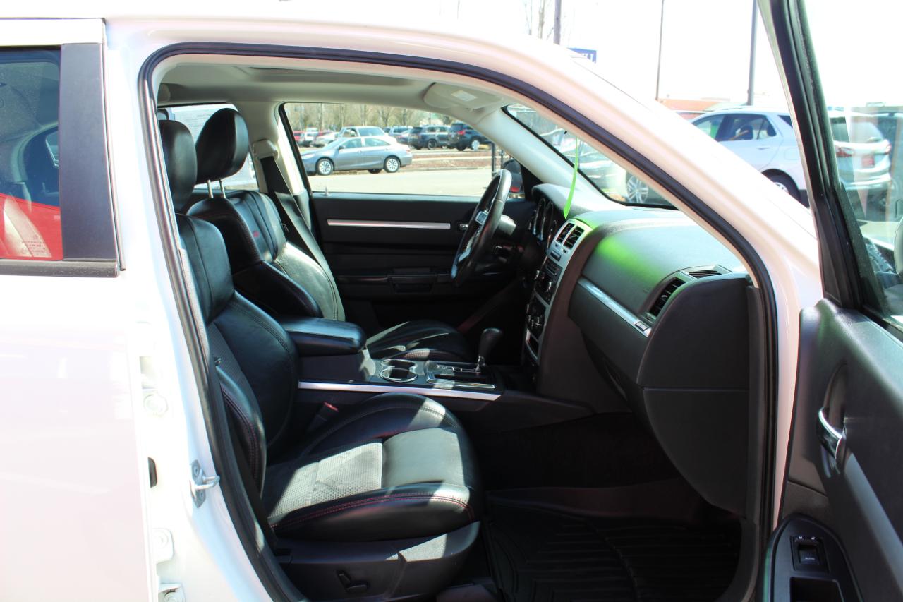 Dodge Charger 4dr Sdn R/T RWD 2009