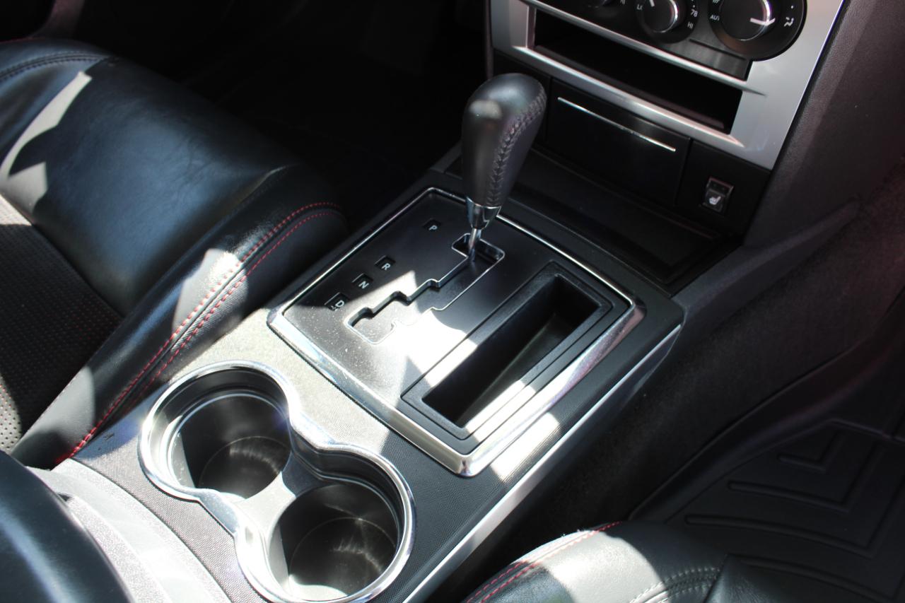 Dodge Charger 4dr Sdn R/T RWD 2009