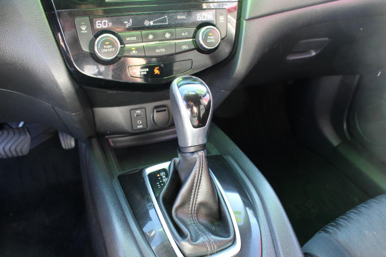 Nissan Rogue AWD SV 2017