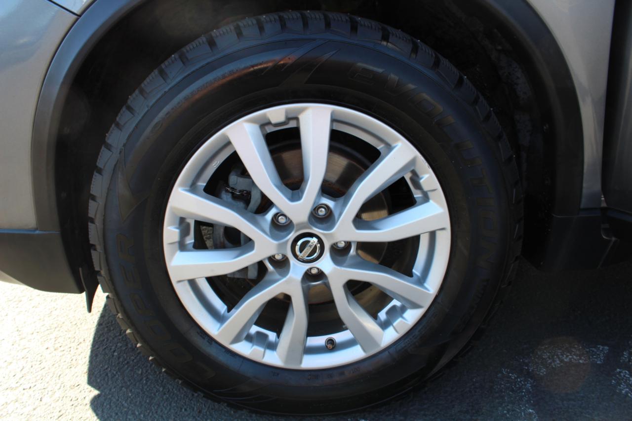 Nissan Rogue AWD SV 2017