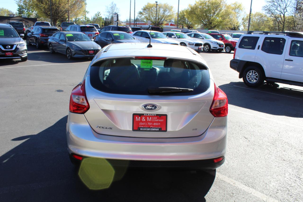 Ford Focus 5dr HB SE 2014