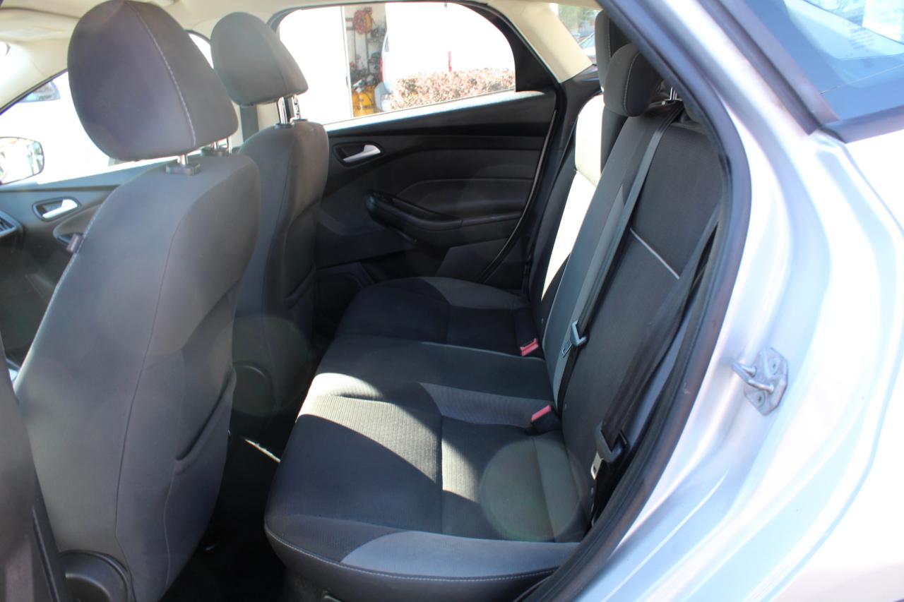 Ford Focus 5dr HB SE 2014