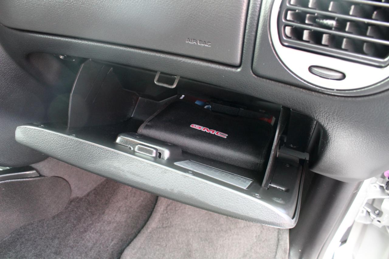 GMC Envoy 4WD 4dr SLE 2007