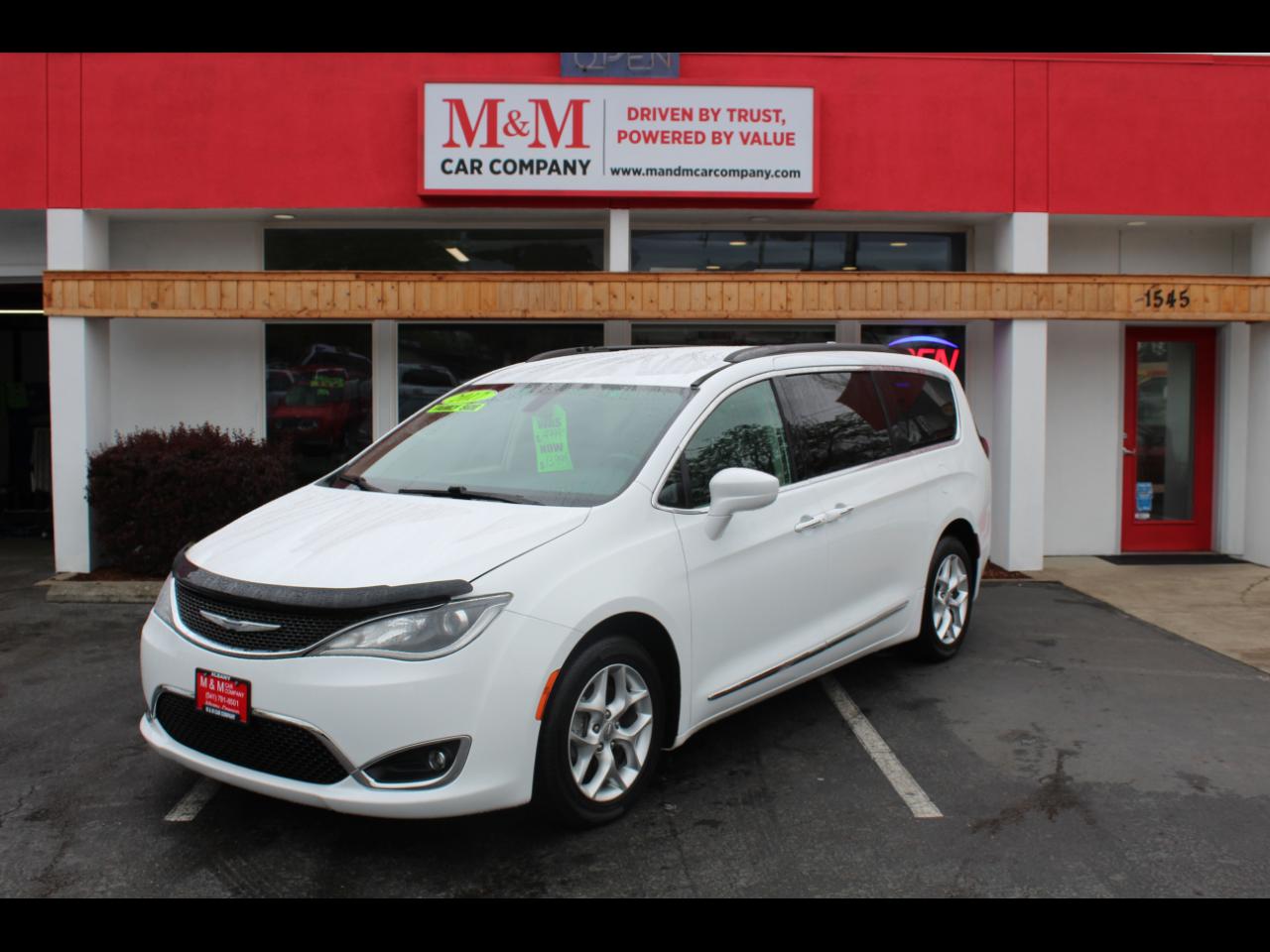 2017 Chrysler Pacifica Touring-L FWD