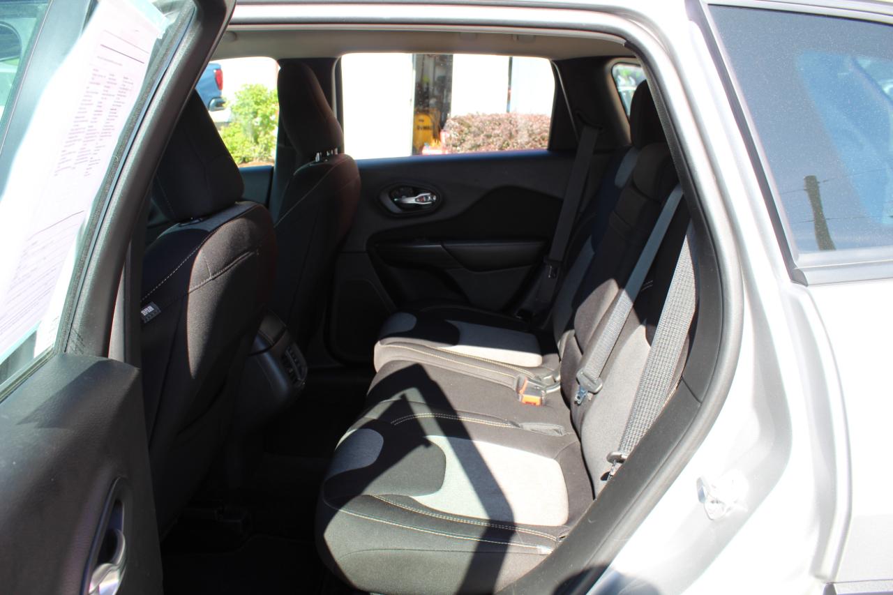 Jeep Cherokee Sport FWD 2017