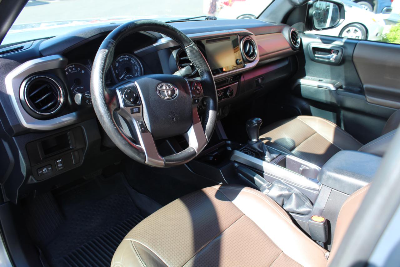 Toyota Tacoma 4WD Double Cab V6 AT Limited (Natl) 2016