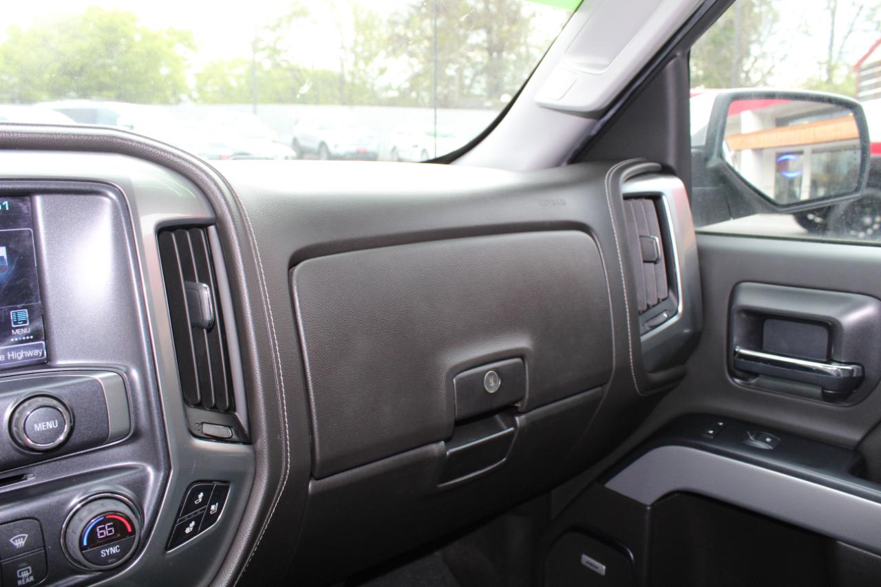 Chevrolet Silverado 1500 4WD Crew Cab 143.5" LTZ w/2LZ 2018