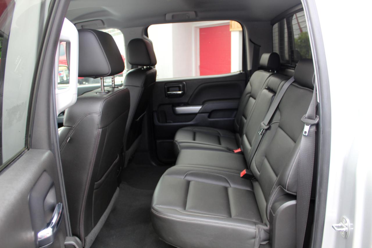 Chevrolet Silverado 1500 4WD Crew Cab 143.5" LTZ w/2LZ 2018