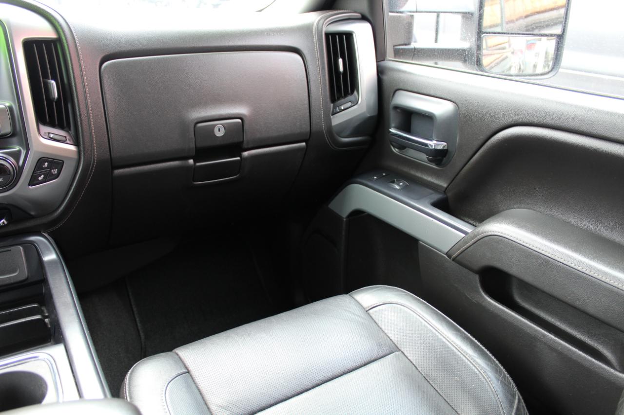 Chevrolet Silverado 3500HD 4WD Crew Cab 153.7" LTZ 2015